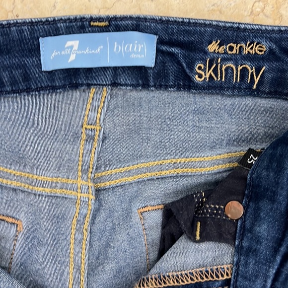 7 FOR ALL MANKIND - Picture 4 of 9